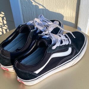 Vans Kids Classic Black (Men’s 4)